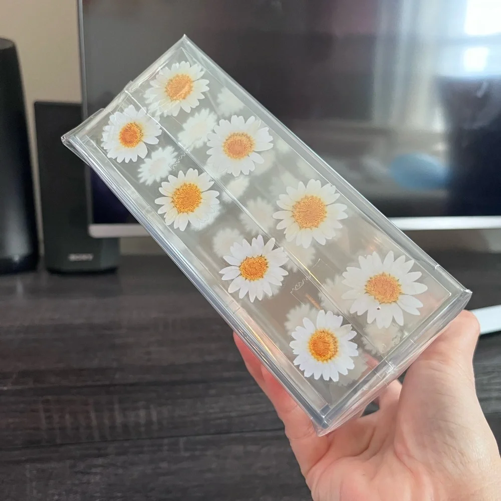 Target Bullseye Easter themed acrylic vase box with daisy flowers 💐